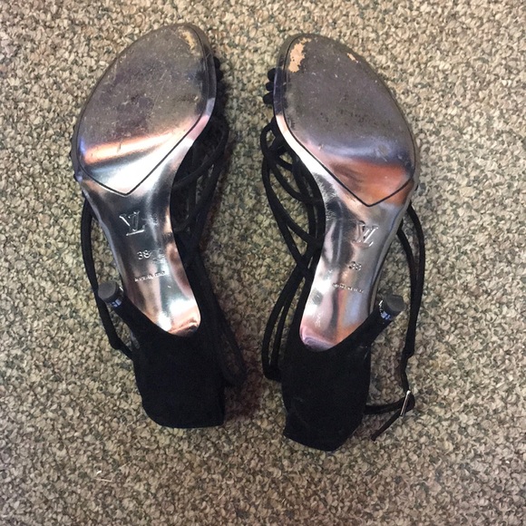 Louis Vuitton heels - Picture 3 of 5